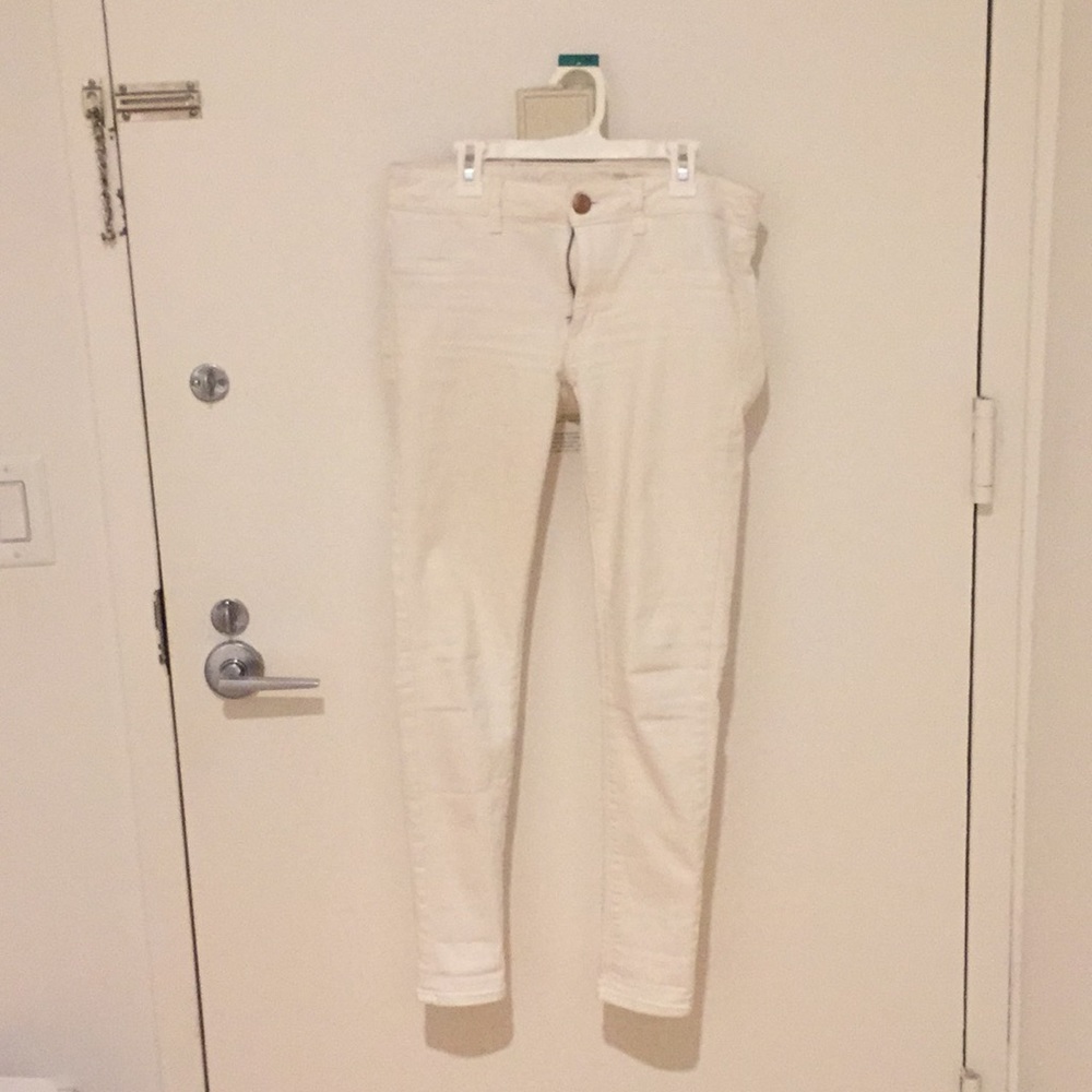 WHITE AMERICAN EAGLE JEGGING - Size 6